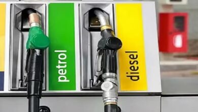 Photo of केंद्र ने पेट्रोल-डीजल पर विशेष अतिरिक्त उत्पाद शुल्क 10 रुपये प्रति लीटर घटाया