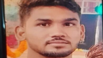 Photo of सुलतानपुर में दो पक्षों के बीच फायरिंग में एक युवक की मौत, दो घायल