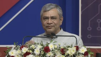 Photo of सेमीकंडक्टर प्लांट 14 महीनों में तैयार हुआ, भारत बनेगा वैश्विक हब: अश्विनी वैष्णव