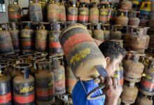 Photo of कमर्शियल गैस सिलेंडर पर सरकार का बड़ा फैसला, राज्यों को 10 प्रतिशत अतिरिक्त LPG कोटा मिलेगा