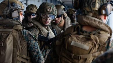Photo of अमेरिका ने लड़ाकू विमान व हथियार के साथ 3500 अतिरिक्त सैनिक मध्य पूर्व भेजे