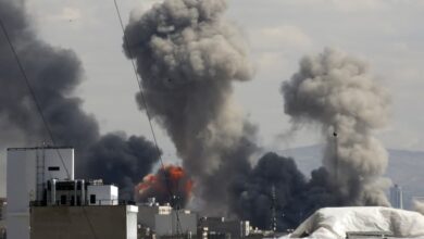 Photo of होर्मुज स्ट्रेट के पास धमाका! ईरान के शहर पर अमेरिका-इजरायल का हमला, 5 लोगों की मौत