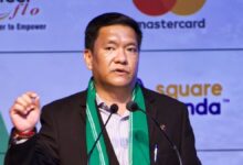 Photo of रूल ऑफ लॉ से ऊपर कोई नही: अरुणाचल के CM के परिवार से जुड़े ठेकों की होगी सीबीआई जांच