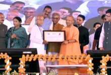 Photo of बांग्लादेश से विस्थापित 331 हिंदू परिवारों को लखीमपुर खीरी में मुख्यमंत्री योगी ने वितरित किए भूमिधरी अधिकार पत्र