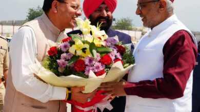 Photo of उपराष्ट्रपति पहुंचे उत्तराखंड, राज्यपाल और मुख्यमंत्री ने किया स्वागत