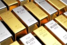 Photo of सर्राफा बाजार में सोने की कीमत में मामूली गिरावट, चांदी 10 हजार रुपये तक सस्ती हुई