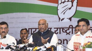 Photo of चार जिलों की सात सीटों पर उम्मीदवार बदले, 20 वर्ष बाद सभी 294 सीटों पर चुनाव लड़ रही कांग्रेस