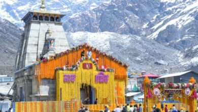 Photo of बाबा केदारनाथ के कपाट खुले, प्रधानमंत्री के नाम से की गई पहली पूजा