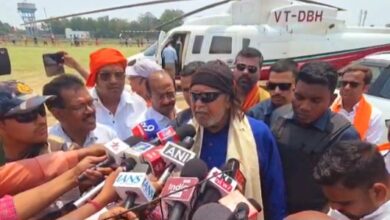 Photo of मिथुन चक्रवर्ती ने कुल्टी व दुर्गापुर में किया रोड शो, कहा – ममता बनर्जी को अपनी हार का अंदेशा हो चुका है