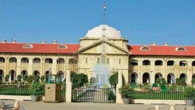 Photo of शादी या बच्चों के जन्म पर बधाई किन्नरों का हक नहीं, इलाका तय नहीं कर सकते, इलाहाबाद हाईकोर्ट का बड़ा फैसला
