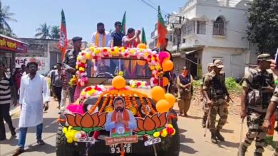 Photo of चुनाव 26 : रेखा गुप्ता के नेतृत्व में पुरशुरा में भाजपा का शक्ति प्रदर्शन, रोड शो में उमड़ा जनसैलाब