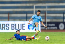 Photo of बेंगलुरु एफसी के खिलाफ ड्रॉ से मुंबई सिटी एफसी शीर्ष स्थान से चूकी