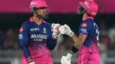 Photo of आरसीबी के अरमानों पर फिरा पानी, ‘धुरंधर’ सूर्यवंशी और जुरेल ने दिलाई रॉयल्स को बड़ी जीत
