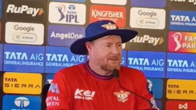 Photo of गुजरात टाइटन्स ने जीता टॉस, एलएसजी पहले बल्लेबाजी के लिए उतरी