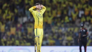 Photo of धोनी का ‘गुरु मंत्र’ आया काम: चोटिल होने के बाद भी माही ने बदली नूर अहमद की किस्मत