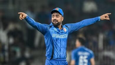 Photo of कमर की सर्जरी के बाद राशिद खान का बड़ा संकेत—भारत टेस्ट से रह सकते हैं बाहर