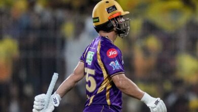 Photo of 9 अप्रैल 2023 का वो नायक, जो आज रनों के लिए जूझ रहा है: रिंकू सिंह की अनकही कहानी