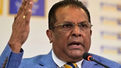 Photo of श्रीलंका क्रिकेट में बड़ा उलटफेर: अध्यक्ष शम्मी सिल्वा और पूरी कार्यकारी समिति का इस्तीफा