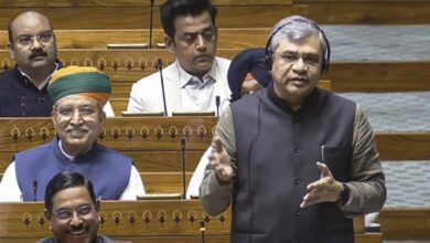 Photo of केंद्रीय मंत्री अश्विनी वैष्णव ने विशाखापत्तनम में गूगल एआई डेटा सेंटर का शिलान्यास किया