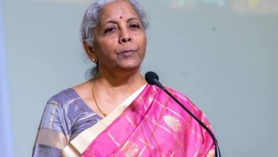 Photo of बंगाल की जनता अब बदलाव चाहती है और इसके लिए बेताब है : निर्मला सीतारमण