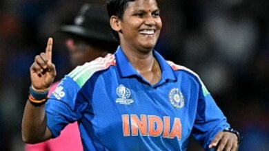 Photo of ब्रिटेन की क्रिकेट पत्रिका विजडन के दीप्ति शर्मा को सर्वश्रेष्ठ महिला खिलाड़ी चुनने पर आगरा में खुशी