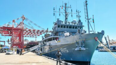 Photo of भारतीय नौसेना का गोताखोरी सहायता और पनडुब्बी बचाव पोत श्रीलंका के कोलंबो पहुंचा 