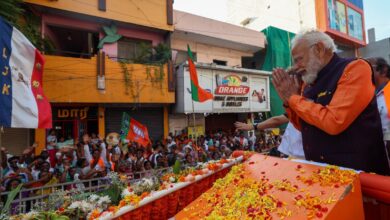 Photo of पुडुचेरी में प्रधानमंत्री मोदी का भव्य रोड शो, एनडीए के समर्थन की अपील, विपक्ष पर ‘डब्ल्यूईएके’ टिप्पणी से हमला