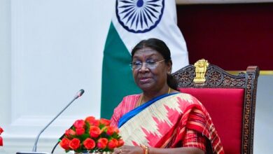 Photo of युवा ईमानदारी और पारदर्शिता से विकसित भारत की ओर बढ़ेंः राष्ट्रपति