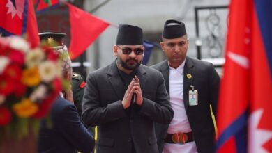 Photo of नेपाल में सरकारी कर्मचारियों को अब महीने में दो बार वेतन