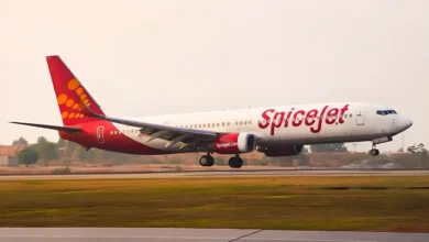 Photo of ग्राउंडेड होने की कगार पर स्पाइसजेट! गहराया भारी वित्तीय संकट, 500 से ज्यादा कर्मचारियों की छुट्टी और सैलरी में भारी कटौती