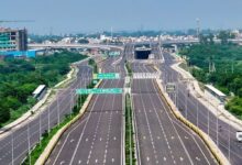Photo of गुजरात में भारत का पहला मल्टी-लेन फ्री फ्लो बैरियर-रहित टोलिंग सिस्टम हुआ लॉन्च 