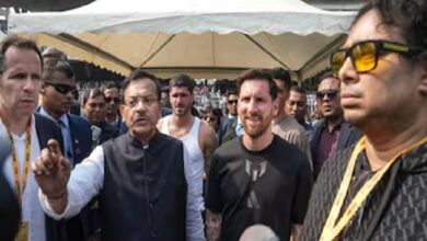 Photo of फुटबॉल खिलाड़ी मेसी के कार्यक्रम को लेकर विवाद पर फिर गरमाई सियासत, शतद्रु दत्ता ने सौरव गांगुली के बयान पर दिया जवाब