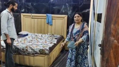 Photo of Moradabad : गन पॉइंट पर बंधक बनाकर पीतल कारोबारी के घर डकैती, सीसीटीवी की डीवीआर तक उखाड़ ले गए बदमाश