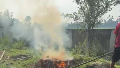 Photo of मुजफ्फरपुर में पंचायत के फरमान पर युवती का जीते जी किया गया दाह संस्कार