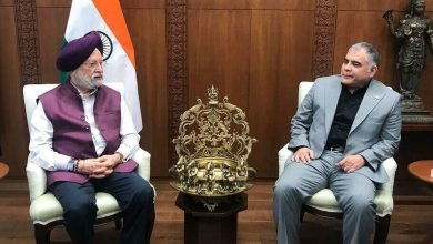 Photo of केंद्रीय मंत्री हरदीप सिंह पुरी ने ईरान के तेल मंत्री से की मुलाकात
