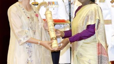 Photo of राष्ट्रपति मुर्मू ने सविता पूनिया को किया सम्मानित, बोलीं- सपने से भी बड़ा है यह सम्मान