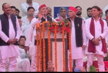 Photo of कासगंज में गरजे अखिलेश यादव: बंगाल को लूटा, बिहार में बेईमानी की… यही है बीजेपी का असली चेहरा