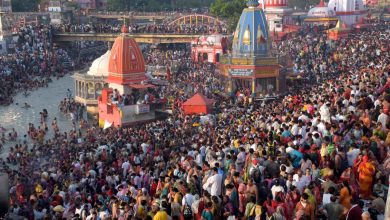 Photo of सोमवती अमावस्या पर हरिद्वार में 76 लाख से ज्यादा श्रद्धालुओं ने लगाई गंगा में डुबकी
