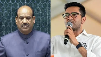 Photo of 20 सांसदों के बगावती दावों के बीच ओम बिरला से मिले अभिषेक बनर्जी, महुआ मोइत्रा और कल्याण बनर्जी भी रहे साथ
