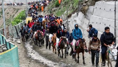Photo of जम्मू से 6,721 अमरनाथ तीर्थयात्रियों का चौथा जत्था रवाना,  87 विदेशी नागरिक भी शामिल