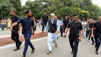 Photo of नेशनल कॉन्फ्रेंस (NC) का दिल्ली में बड़ा प्रदर्शन: जम्मू-कश्मीर को पूर्ण राज्य का दर्जा वापस दिलाने की मांग को लेकर निकाला मार्च