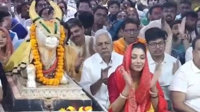 Photo of महाकाल की भस्म आरती में शामिल हुईं ‘अनुपमा’ फेम रूपाली गांगुली