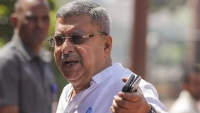 Photo of टीएमसी (TMC) सांसद कल्याण बनर्जी को लोकसभा में अमर्यादित आचरण के लिए मॉनसून सत्र के बाकी बचे दिनों के लिए सदन से किया गया निलंबित