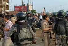 Photo of दतिया उपचुनाव में राजनीतिक घमासान: नरोत्तम मिश्रा के समर्थकों का पुलिस से टकराव, हाईवे किया जाम