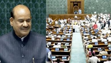 Photo of मॉनसून सत्र के पहले दिन लोकसभा में भारी हंगामा, विपक्षी सांसदों ने राष्ट्रपति भवन तक पैदल मार्च निकालने का किया ऐलान