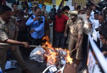 Photo of नीट परीक्षा विरोध प्रदर्शन मामले में आपराधियों को छोड़कर किसी पर नहीं होगी कार्रवाई