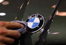 Photo of ऑटो सेक्टर में मंदी का बड़ा झटका: लक्जरी कार निर्माता BMW करेगी 8,000 नौकरियों की कटौती, VRS योजना का ऐलान