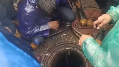 Photo of मुंबई में BMC की जानलेवा लापरवाही : साकीनाका में खुले मैनहोल में गिरा बुजुर्ग, तेज बहाव में बहने से दर्दनाक मौत