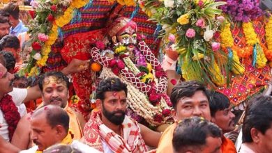 Photo of मप्र के उज्जैन में सोमवार को धूमधाम से निकलेगी महाकाल की सवारी, चंद्रमौलेश्वर स्वरूप में देंगे भक्तों को दर्शन